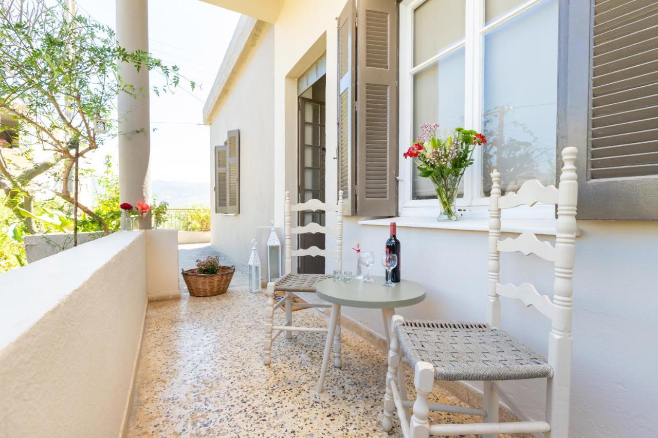Πλήρως Ανακαινισμένη Μονοκατοικία. Chania  Buitenkant foto