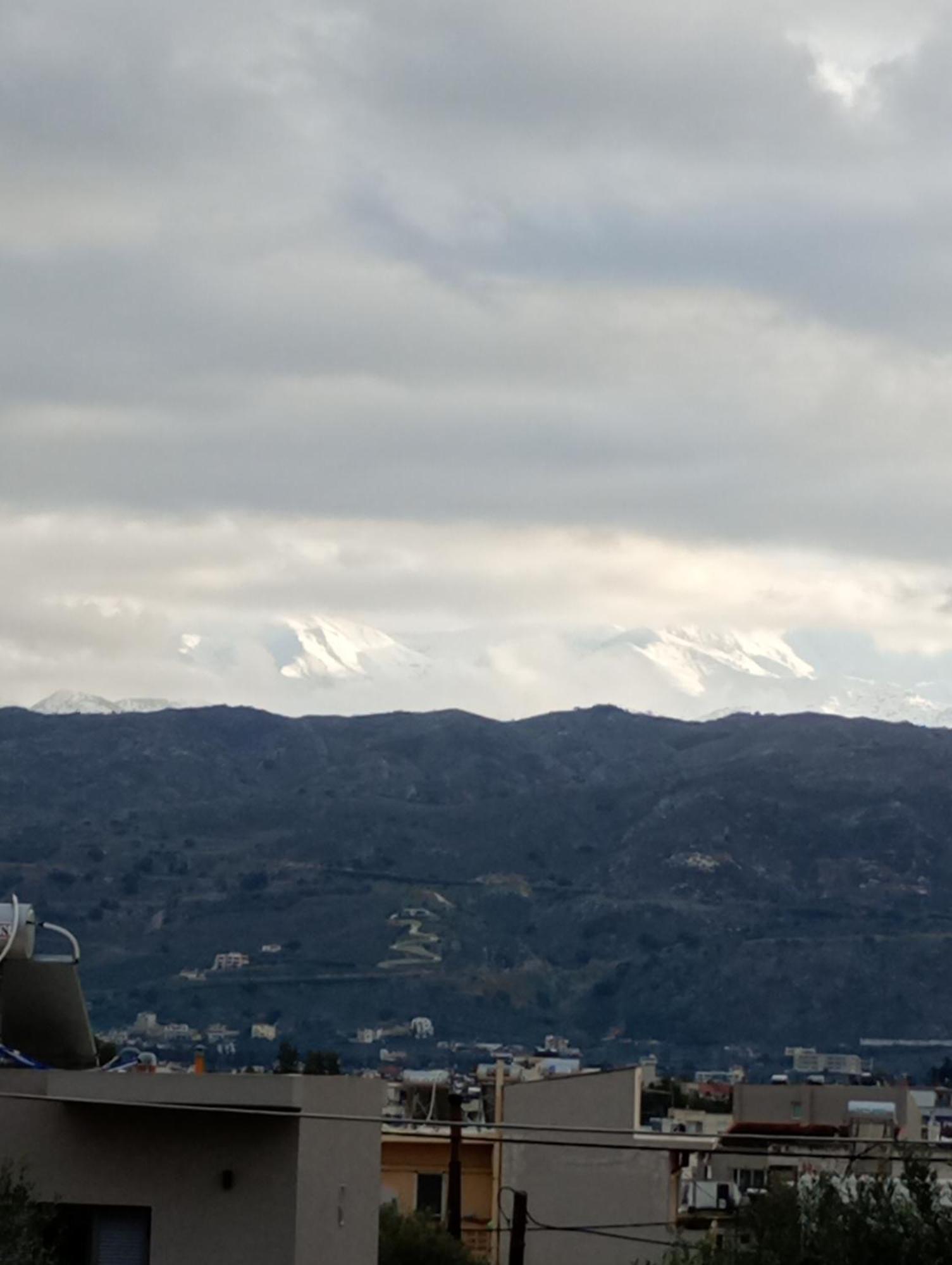 Πλήρως Ανακαινισμένη Μονοκατοικία. Chania  Buitenkant foto