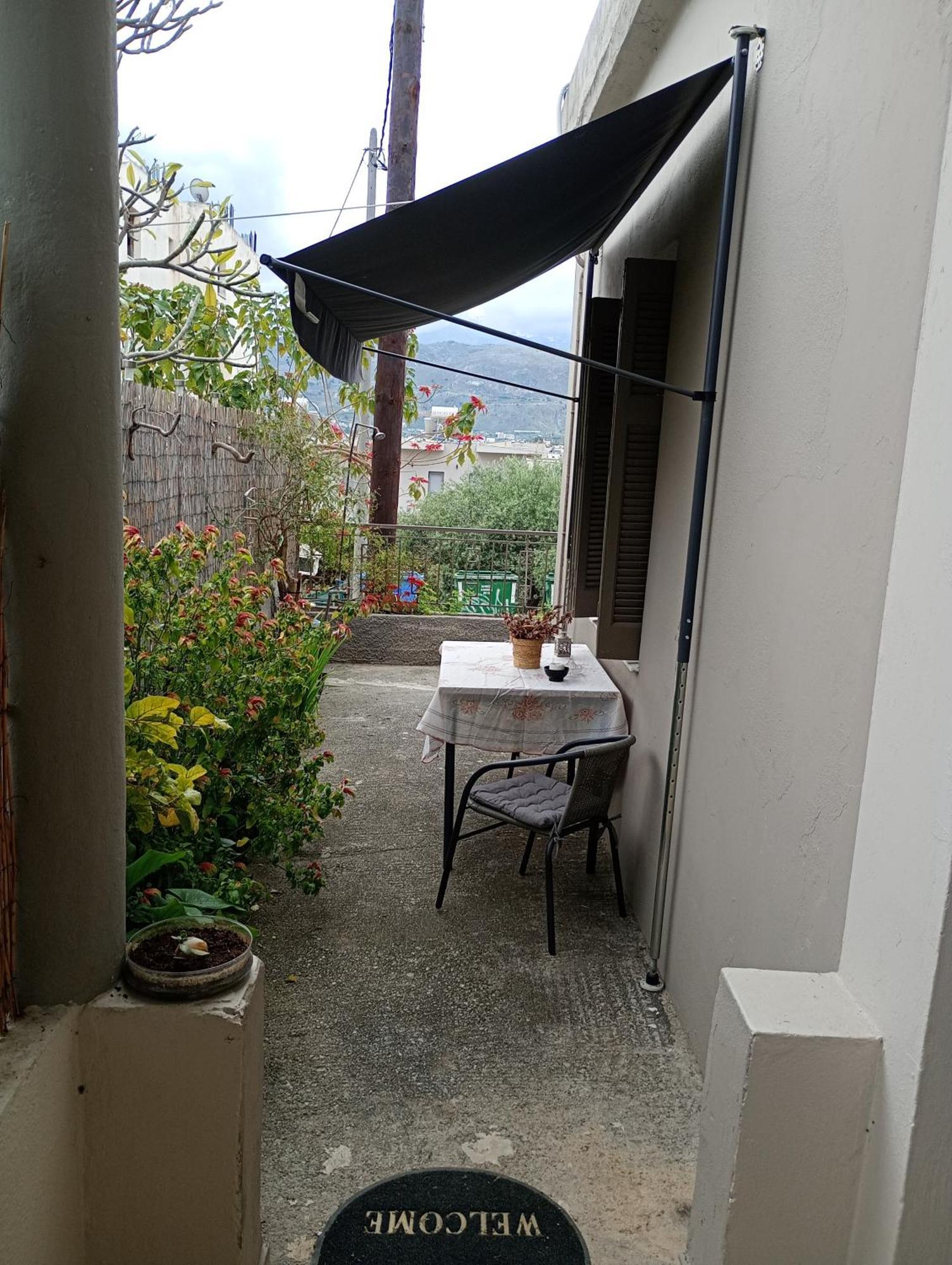 Πλήρως Ανακαινισμένη Μονοκατοικία. Chania  Buitenkant foto